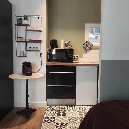 Grand Confortable Au Coeur De Lägenhet *
